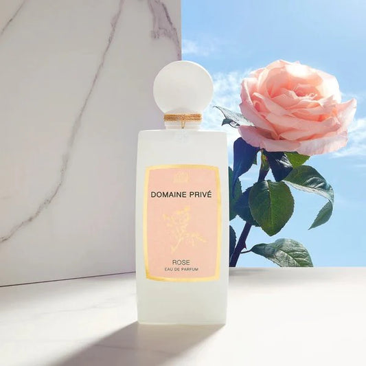 DOMAINE PRIVÉ • ROSE
